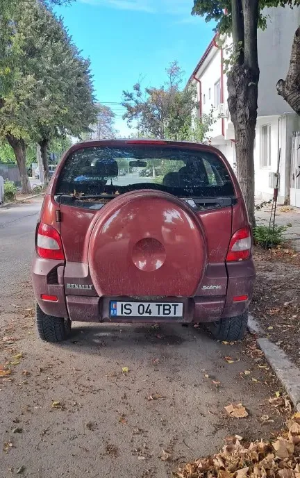 RENAULT SCENIC 2002 2 497 eur