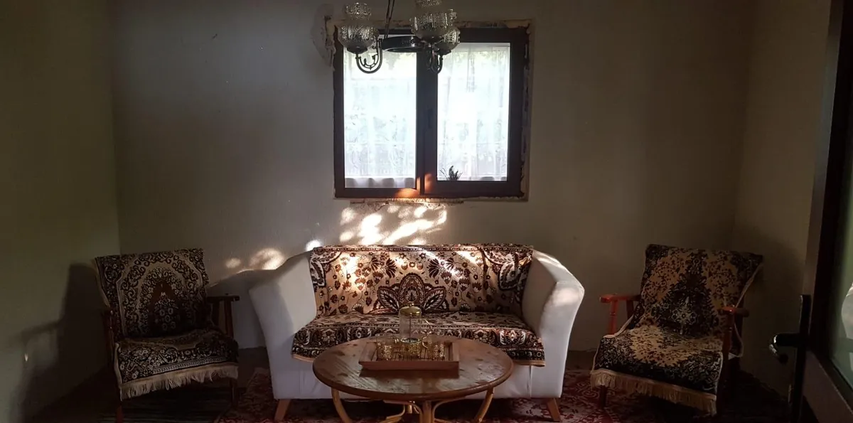 Vand vila crivat judet Calarasi 250 m vila teren 3700 m pret 99900 Euro