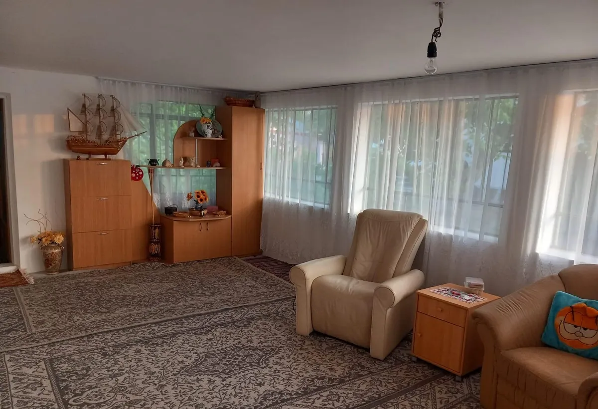 Vand vila crivat judet Calarasi 250 m vila teren 3700 m pret 99900 Euro