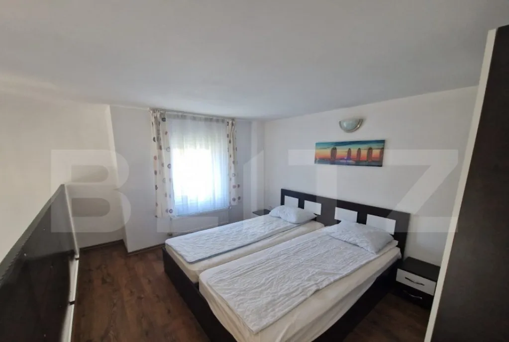 Apartament de vanzare cu 2 camere utilat si mobilat zona