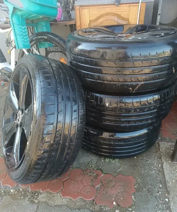 Jante Mercedes 19 cu anvelope 4 000 lei