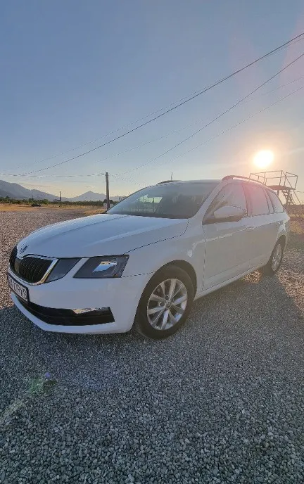 Skoda Octavia 1 6 TDI Ambition 10 700 eur