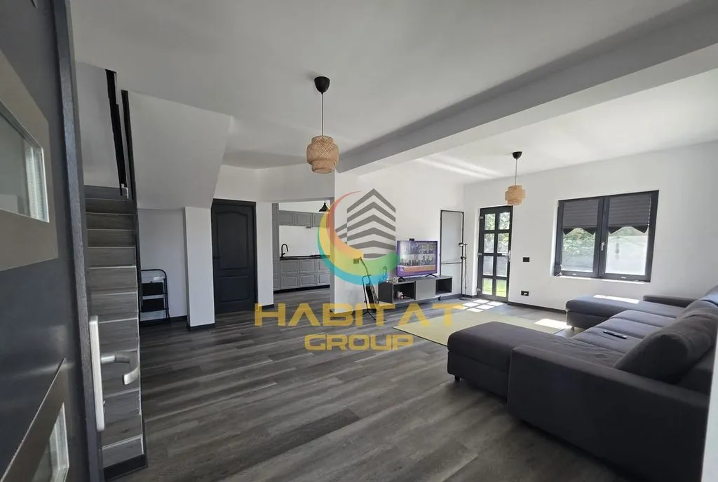 Casa 4 camere mobilata utilata strada privata teren 302 mp