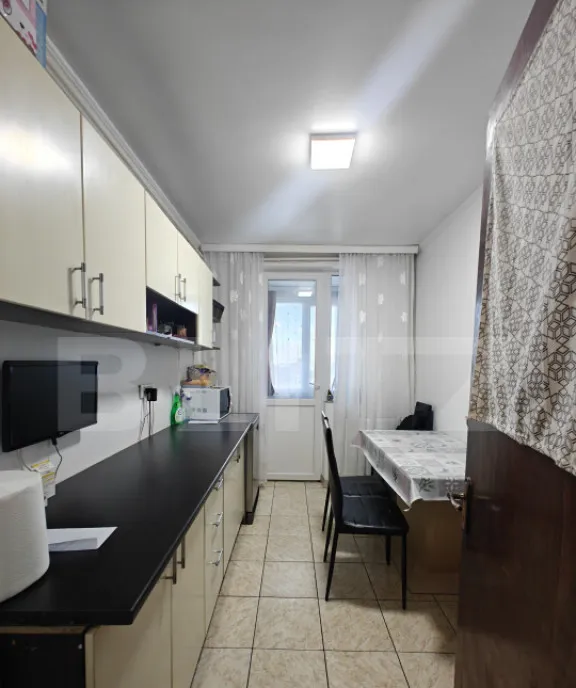 Apartament 3 camere 70 mp Zona Exercitiu 2 bai lift