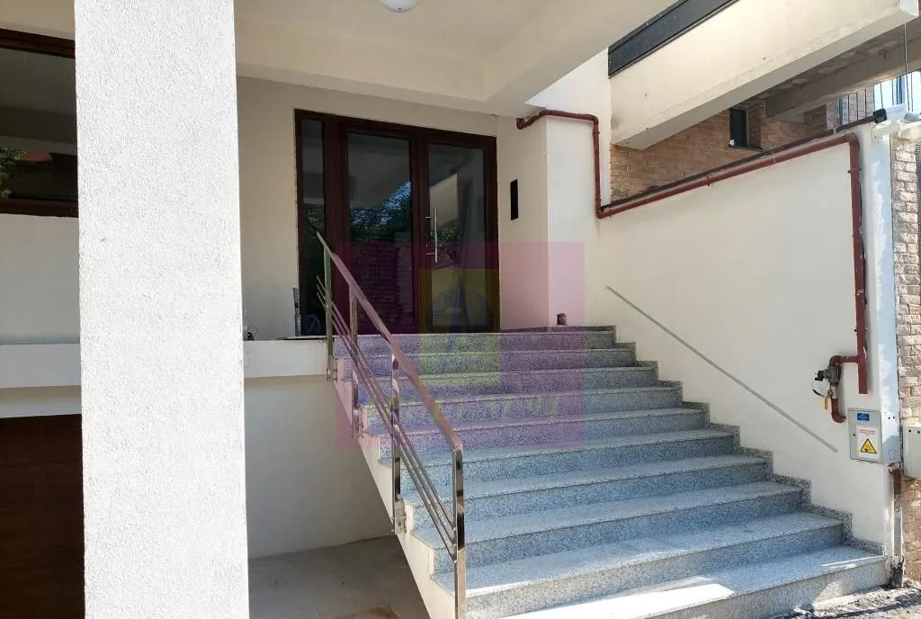 3 camere 105 mp utili Birouri Dorobanti Floreasca