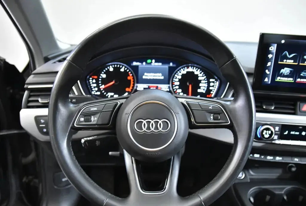 Audi a4 2 0d allroad 22 990 eur