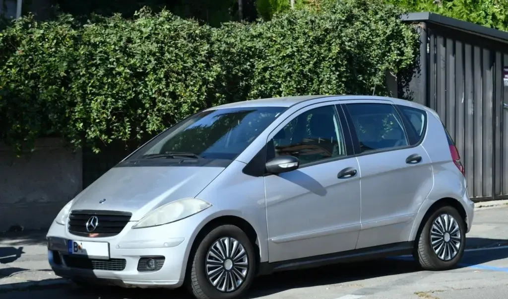 Mercedes Benz A 160 1 950 eur