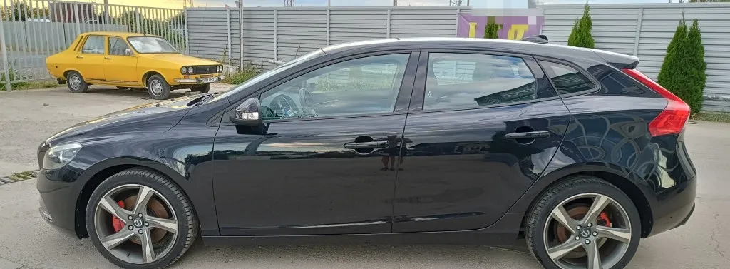 Volvo V40 autoturism 6 000 eur