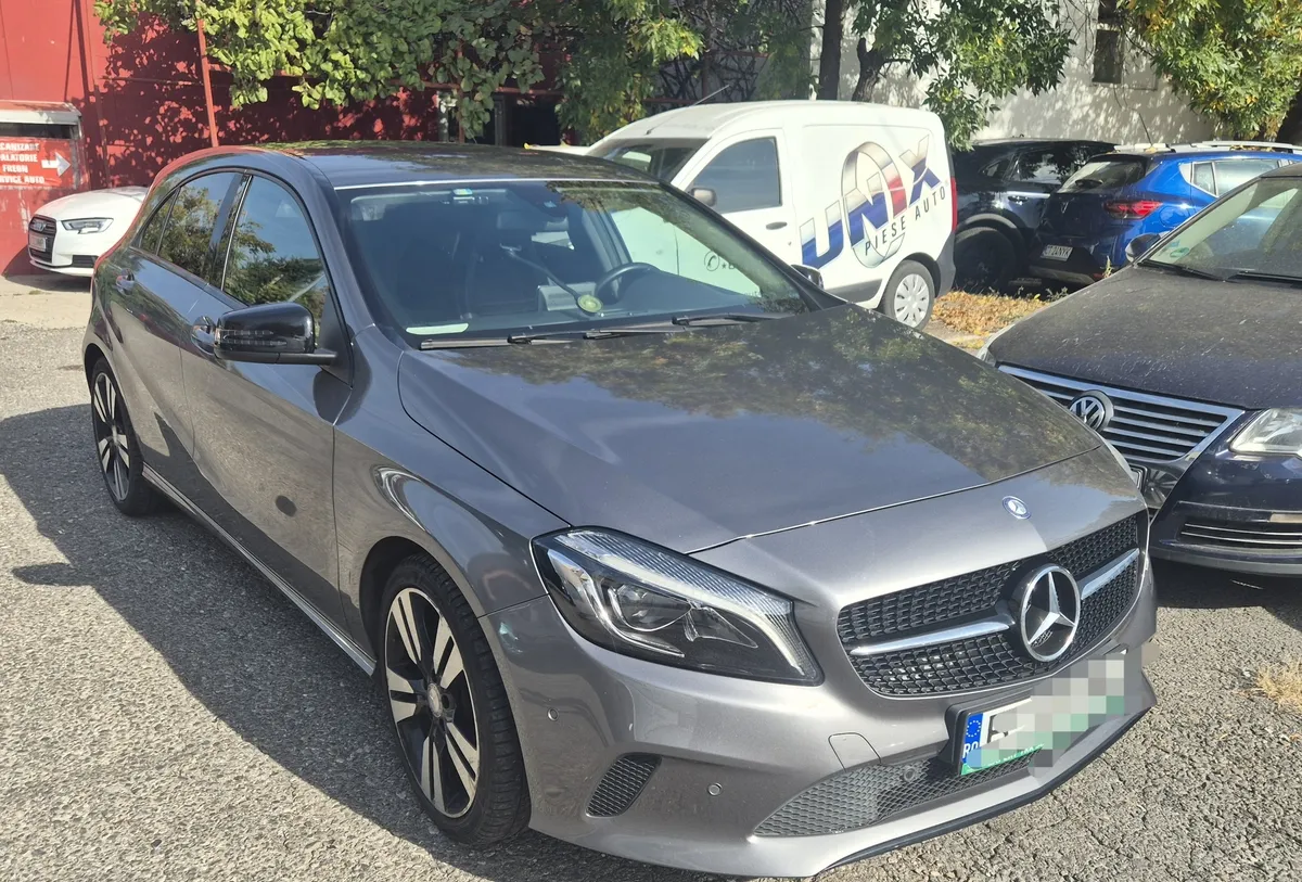 Mercedes Benz 200