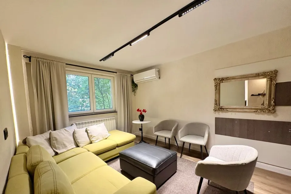 Victoriei Veronica Micle apartament 2 camere de inchiriat