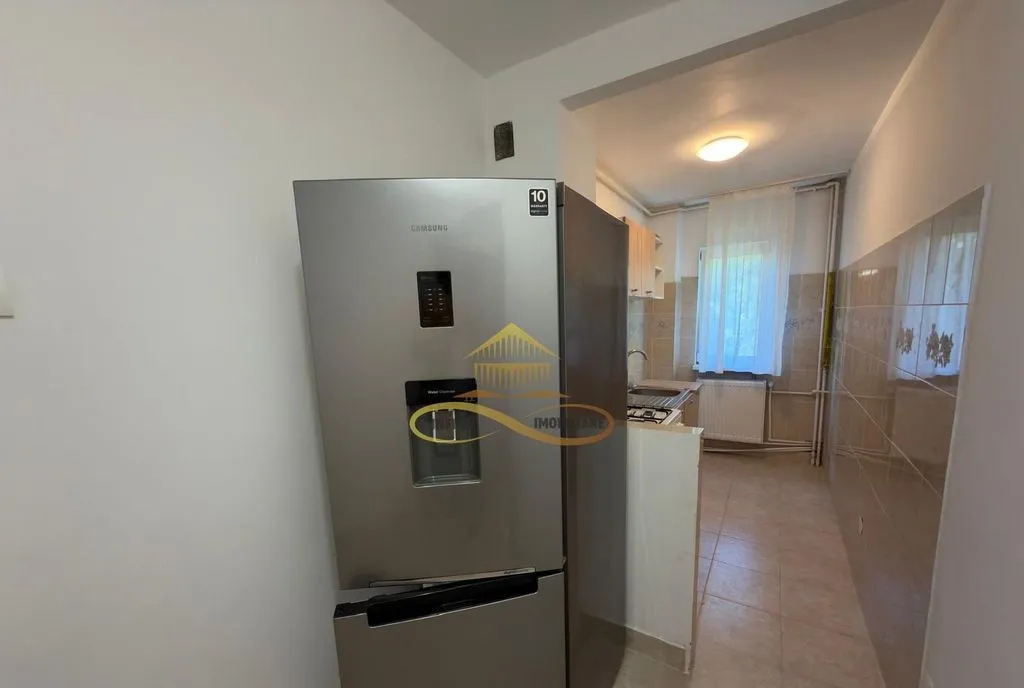 Apartament cu 2 camere de vanzare in Bacau etaj 1