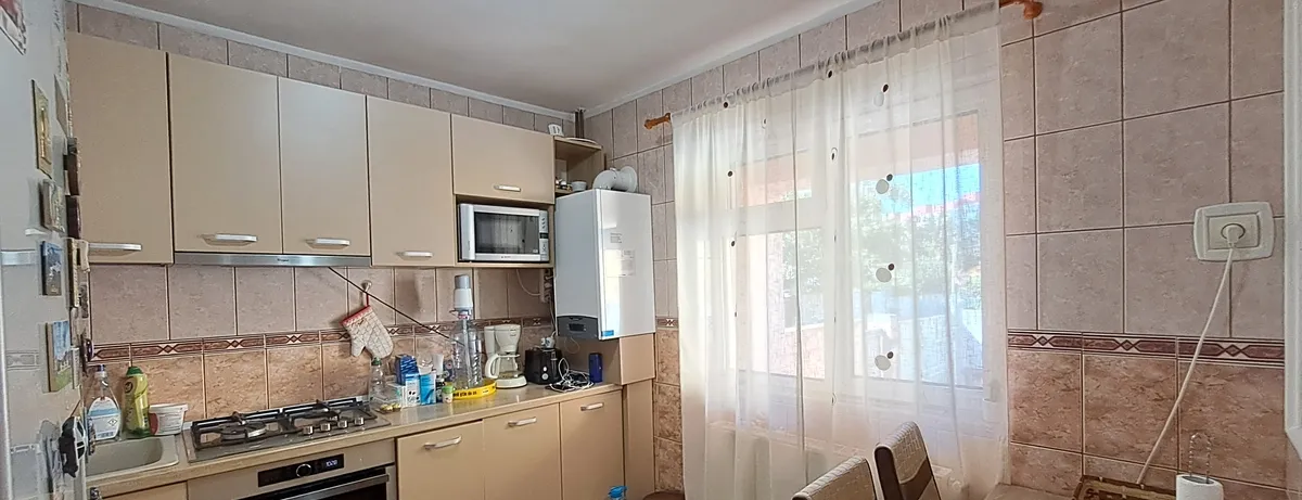 Brancoveanu Stadion Rocar casa inidviduala garaj subteran