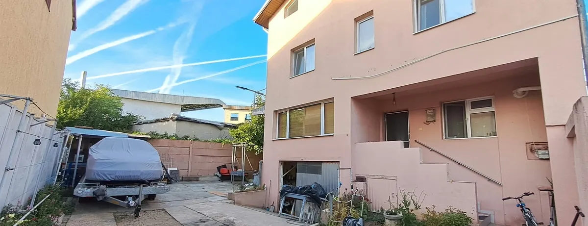 Brancoveanu Stadion Rocar casa inidviduala garaj subteran