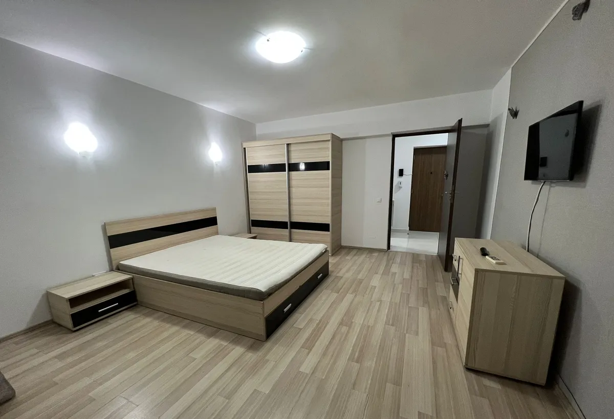 Rond Piata Aba Iulia Decebal Bdul Unirii 75 blocul cu cec bank