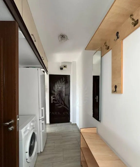 Apartament 2 camere // zona vest