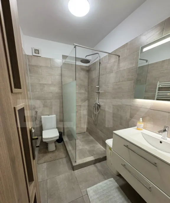 Apartament 3 camere 69 50 mp zona Tudor