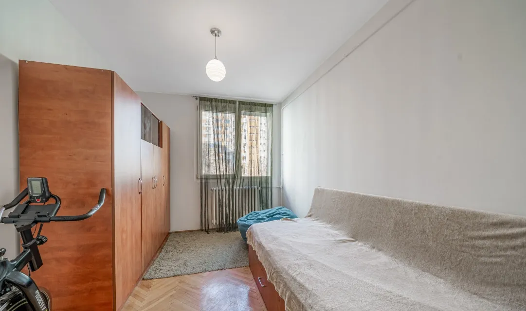 Tomis nr 1 decomandat bloc reabilitat 4/4 5 min metrou Dristor baie noua prima inchiriere