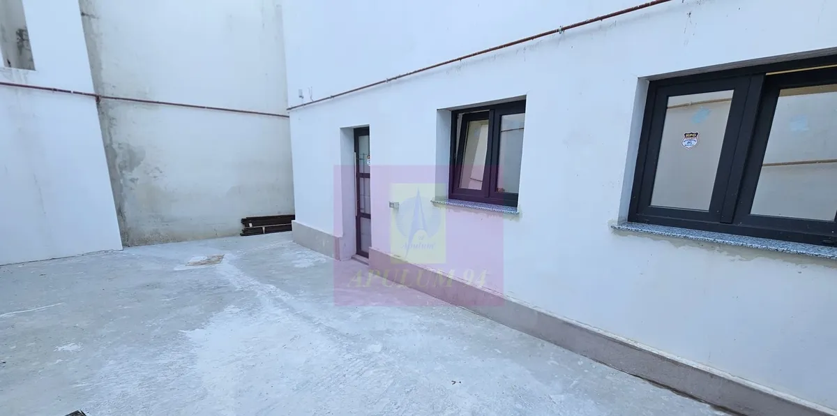 Vila pentru birouri 140 mp Curte privata si 3 locuri de parcare