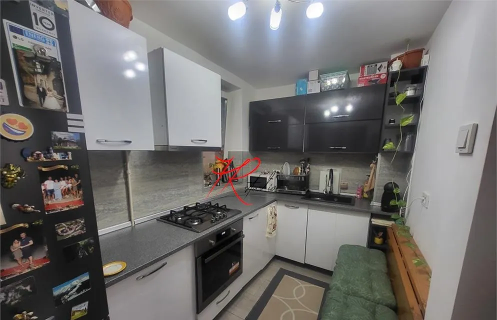 Tei complet renovat si mobilat vanzare apartament 4 camere