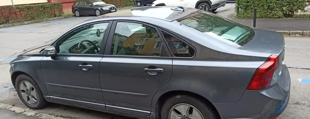 Volvo s 40 2009 1 6D stare f buna 210000km 16 000 lei