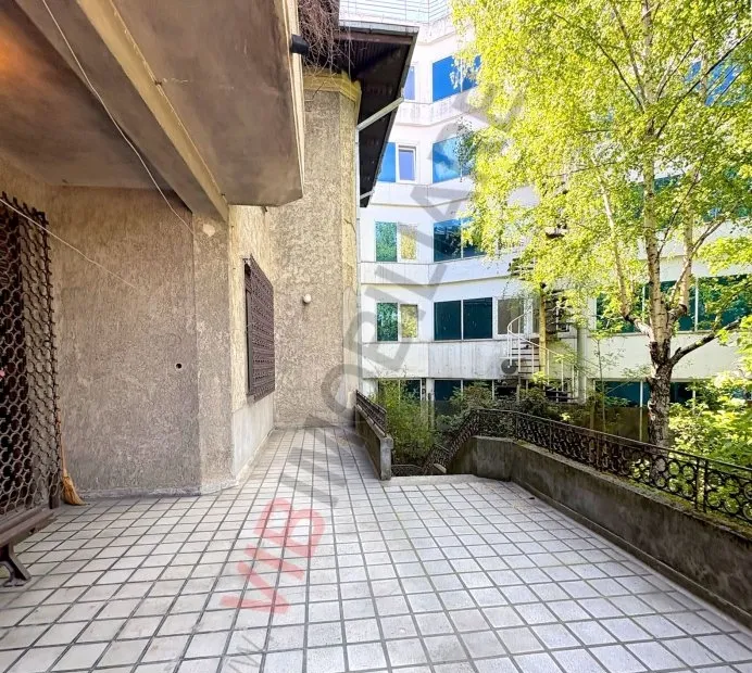 Unirii mircea voda apartament in vila interbelica 6 camere 190 mp