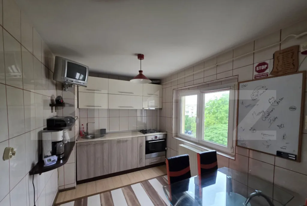 Apartament 3 camere decomandat 78 mp zona ic Frimu