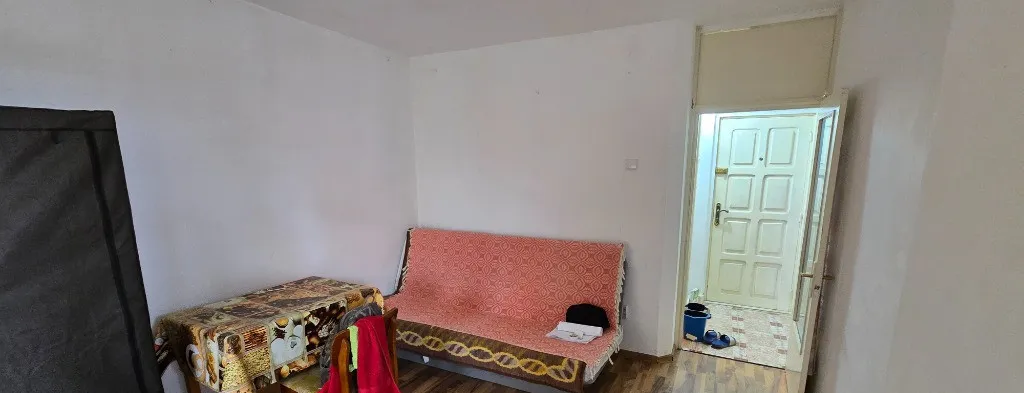 Garsoniera confort 1 zona Primaverii etaj 2
