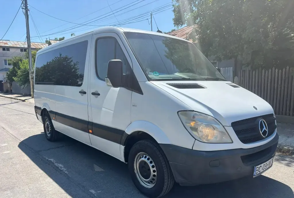 MICROBUS 8 1 Mercedes Sprinter 213 2 2D Europa 4 2008 7 300 eur