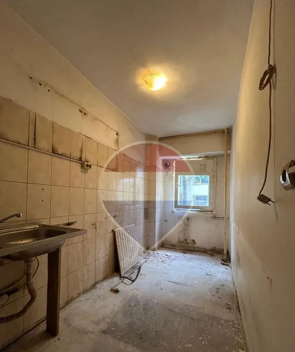 Vanzare Apartament 1 Camera 36mpu Bloc Anvelopat 1986 Metrou Dristor