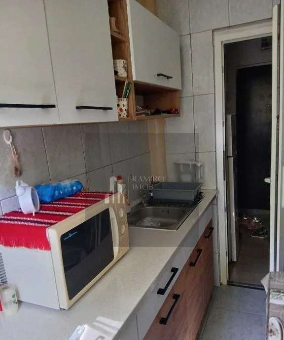 Apartament 2 camere Sector 4 zona Piata Progresul Giurgiului