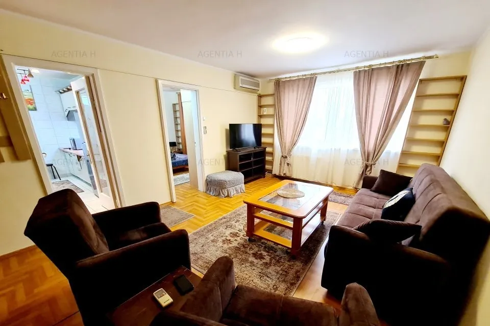 Sala Palatului Vanzare apartament 2 camere Calea Victoriei Radisson etaj 2