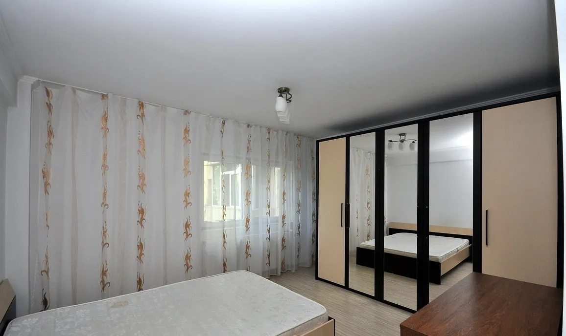 Militari zona Lujerului apartament 3 camere decomandat cu 2 bai