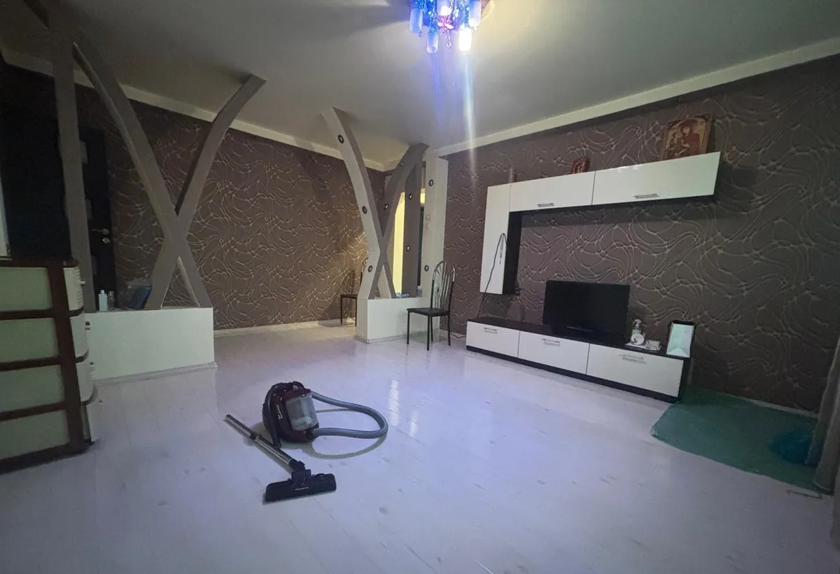 Drumul Taberei apartament 3 camere de vanzare