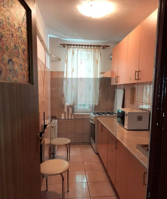 Garsoniera Berceni Turnu Magurele balcon curat bloc reabilitat