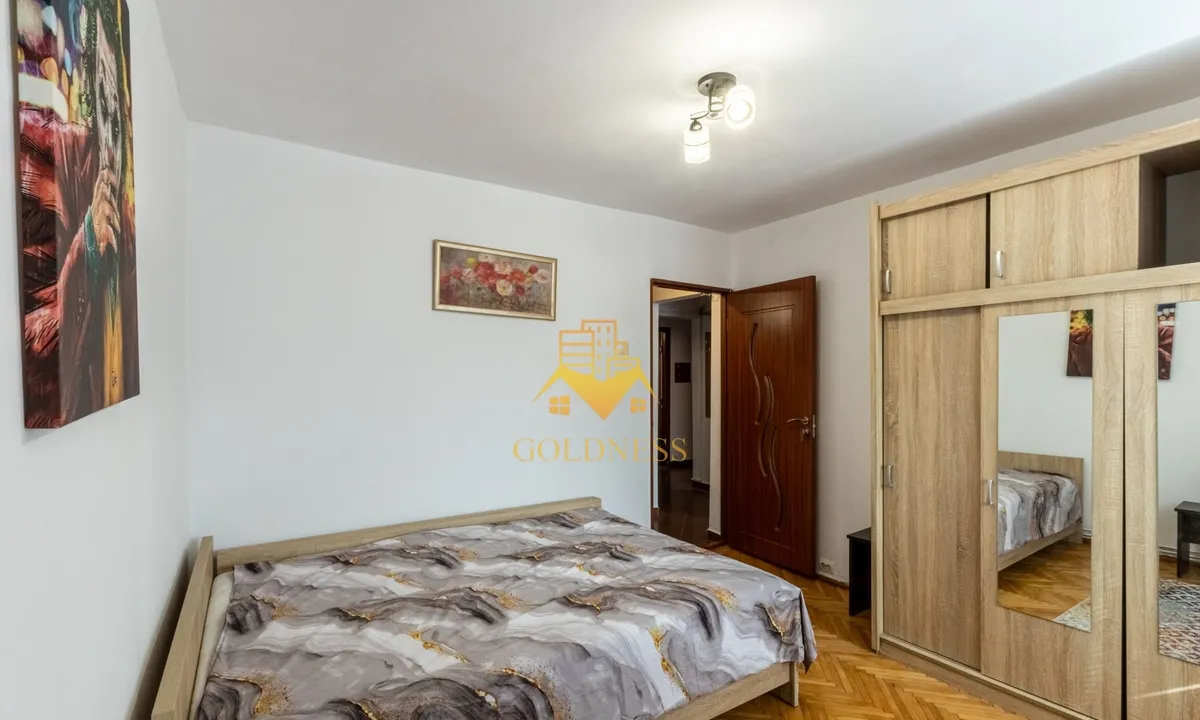 Cluj Napoca 3 camere decomandate parcare Zona Piata Cipariu Nicolae Titulescu