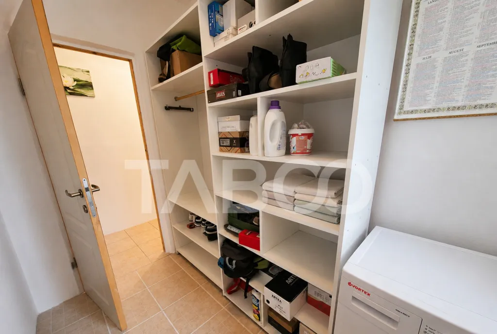 Apartament de vanzare 2 camere balcon etaj 2 in Avrig zona S