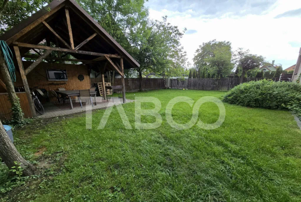Apartament 3 camere 2 balcoane 2 bai 105 mpu etaj 1 Calea Du