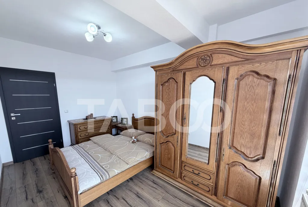 Apartament decomandat 3 camere 80 mp utili Doamna Stanca