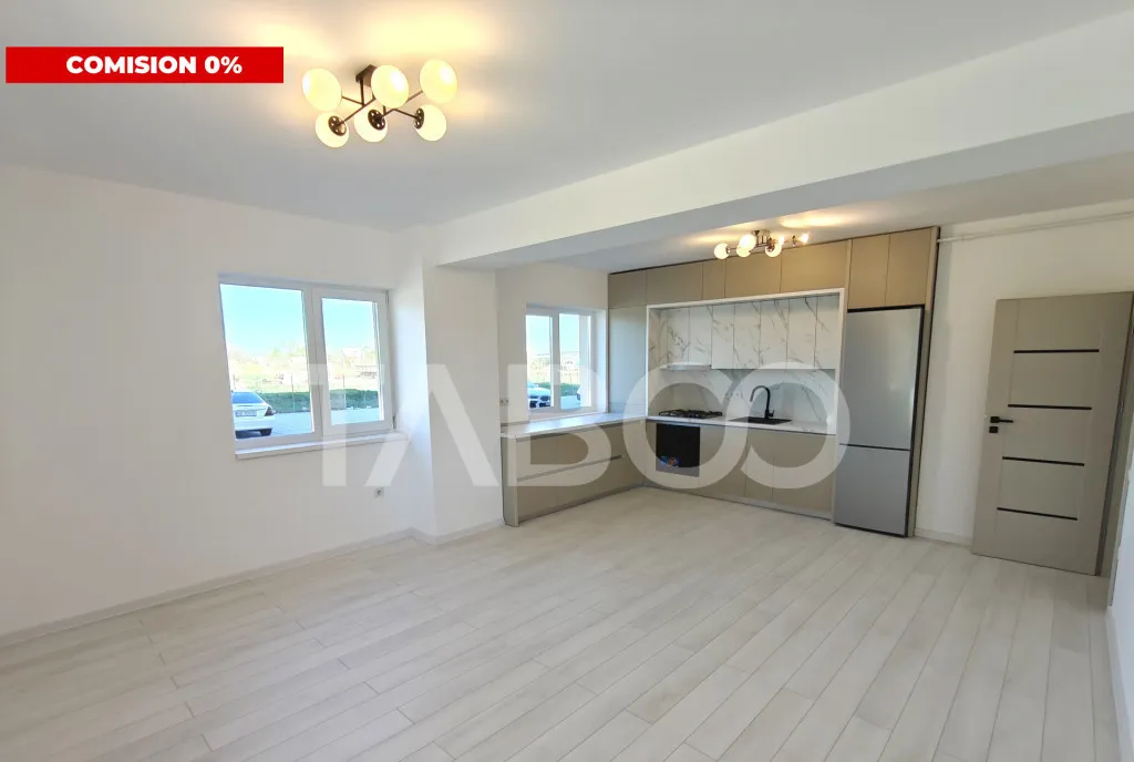 Apartament spatios 3 camere 2 bai 2 balcoane si parcare co