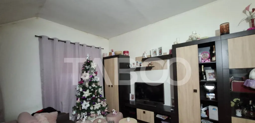 Apartament la casa de vanzare 4 camere 2 bai 118 mp Slimbar