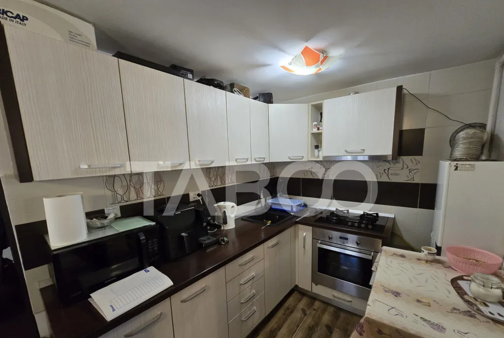 Apartament 4 camere 143mpu singur pe etaj in Centrul Istoric