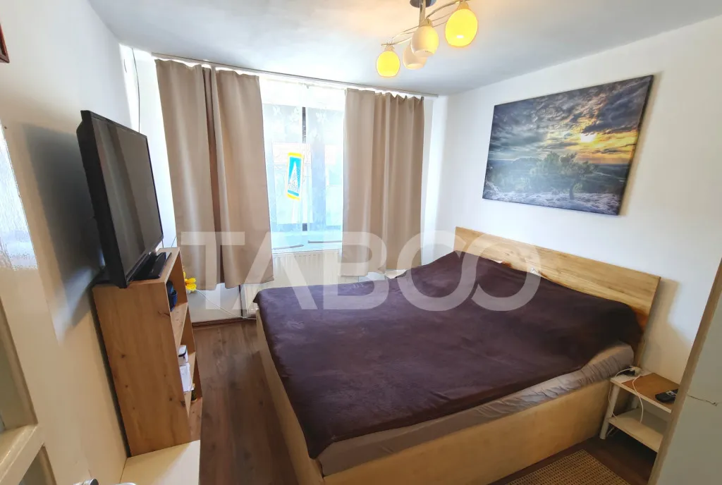 Casa 4 camere cu teren 503 mp si acces auto in curte Comis