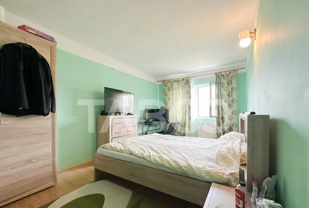 Duplex de vanzare si garaj curte de 100 mp cartierul Borhanc