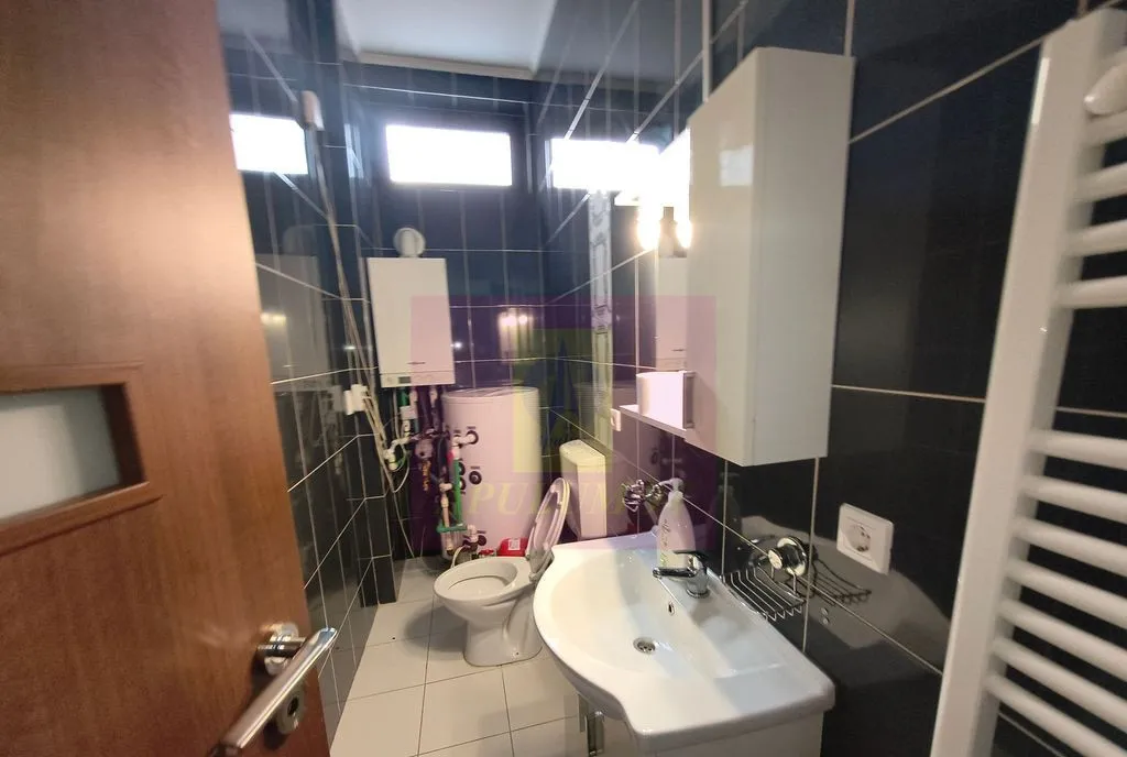 Vila Premium Sector 3 Mall Vitan Central
