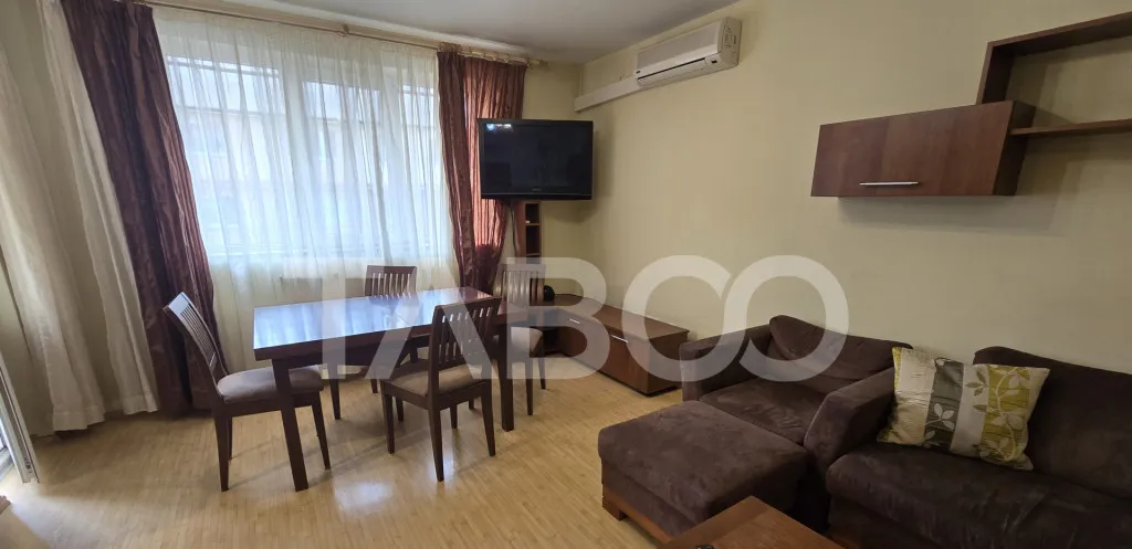 Apartament de vanzare 70mp 3 camere decomandate in zona Raho