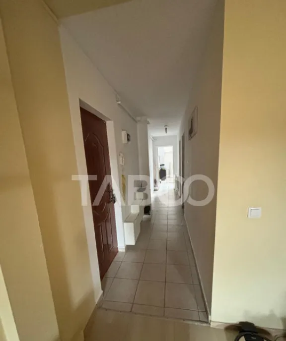 Apartament 3 camere decomandat de vanzare langa Parcul Belv
