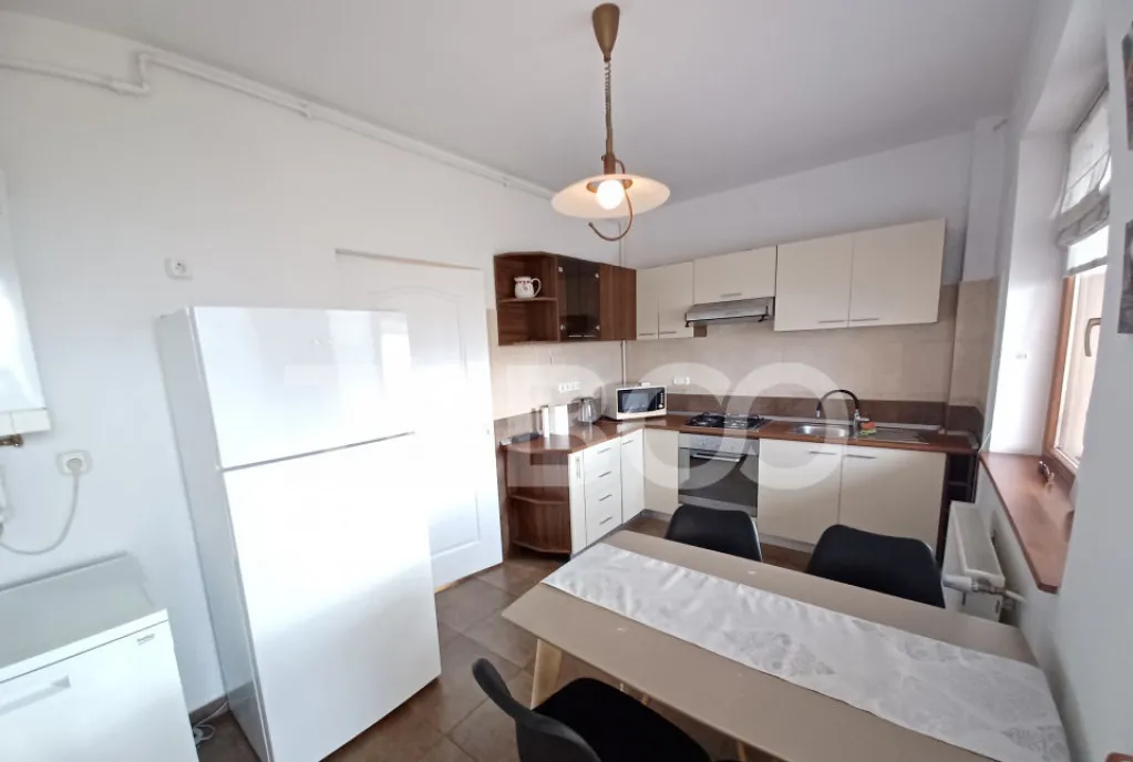 Apartament 3 camere etajul 1 Shopping City Selimbar 2 parcar