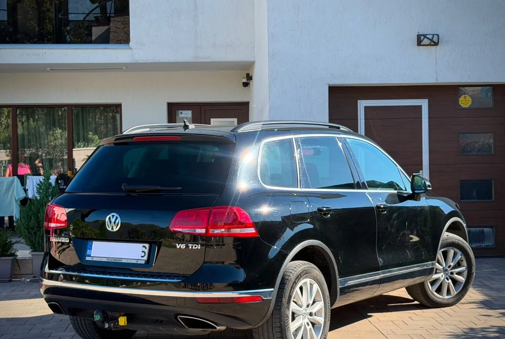 Vw Touareg An 2018 km reali- Fara daune 13 500 eur