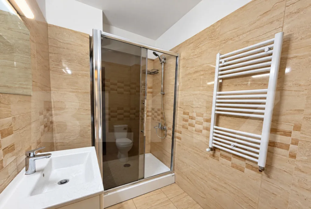 Proprietar apartament 2 cam 46mp et 1 bl nou Plopii fara sot Bucium