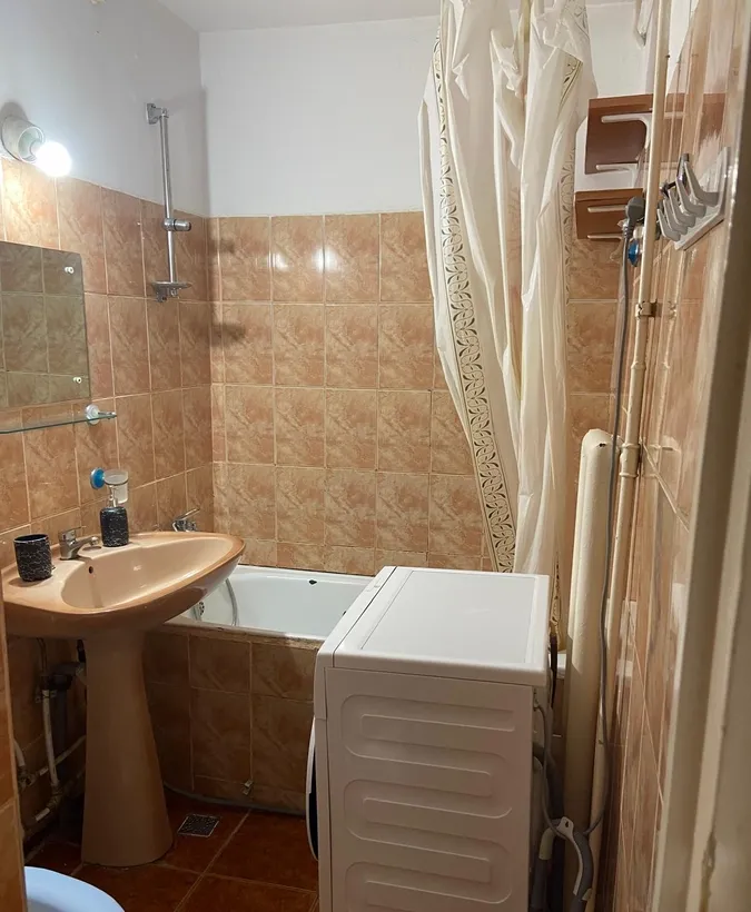 Brancoveanu str Huedin nr 5 sector 4